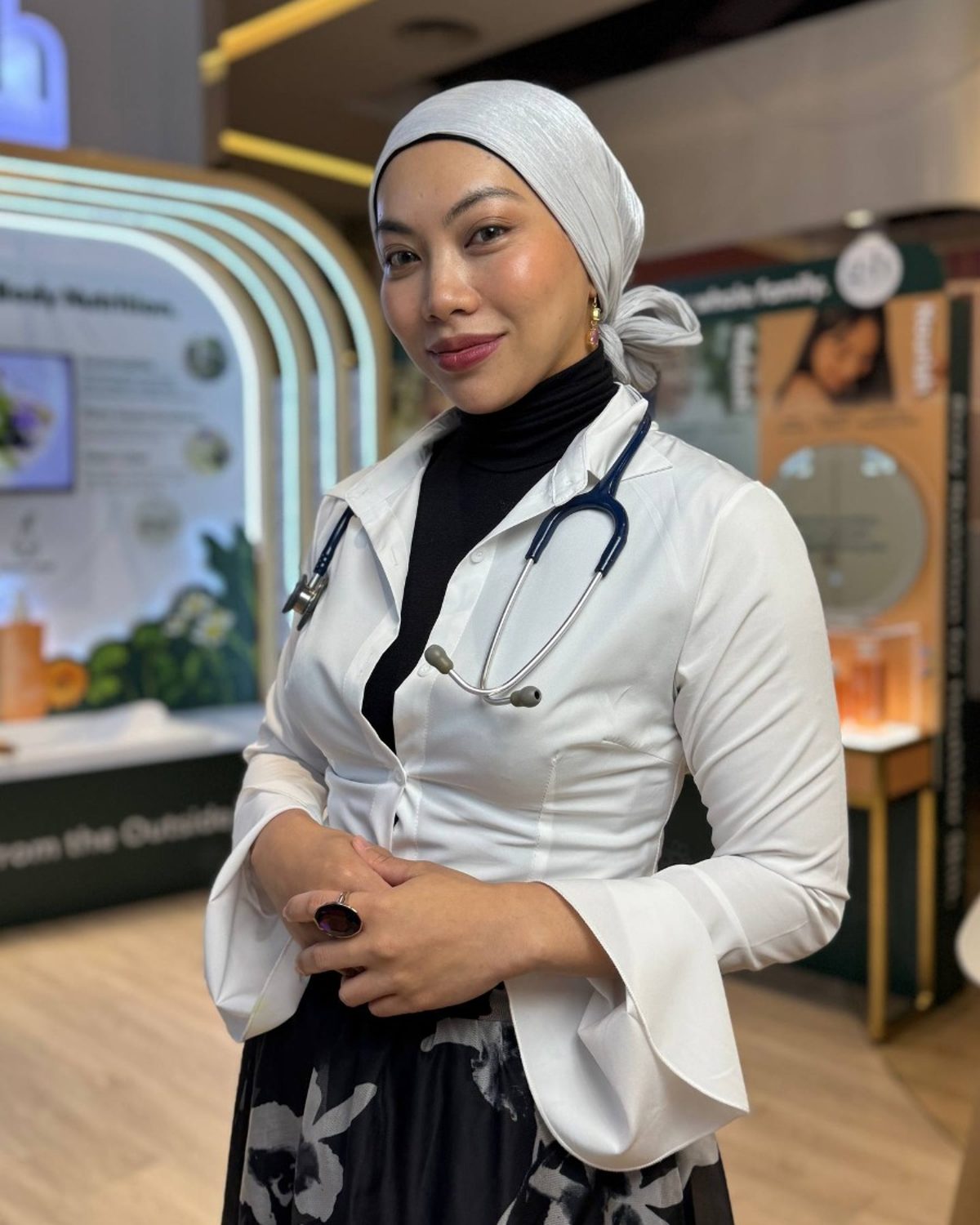 Dr Amira, Amiratul Nabilah Nordin, aesthetic doctor